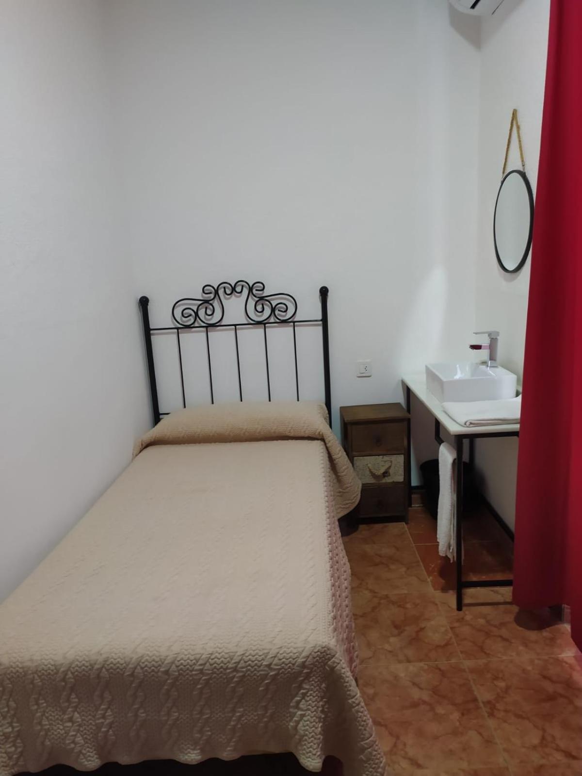 Rooms Los Montes غرناطة المظهر الخارجي الصورة