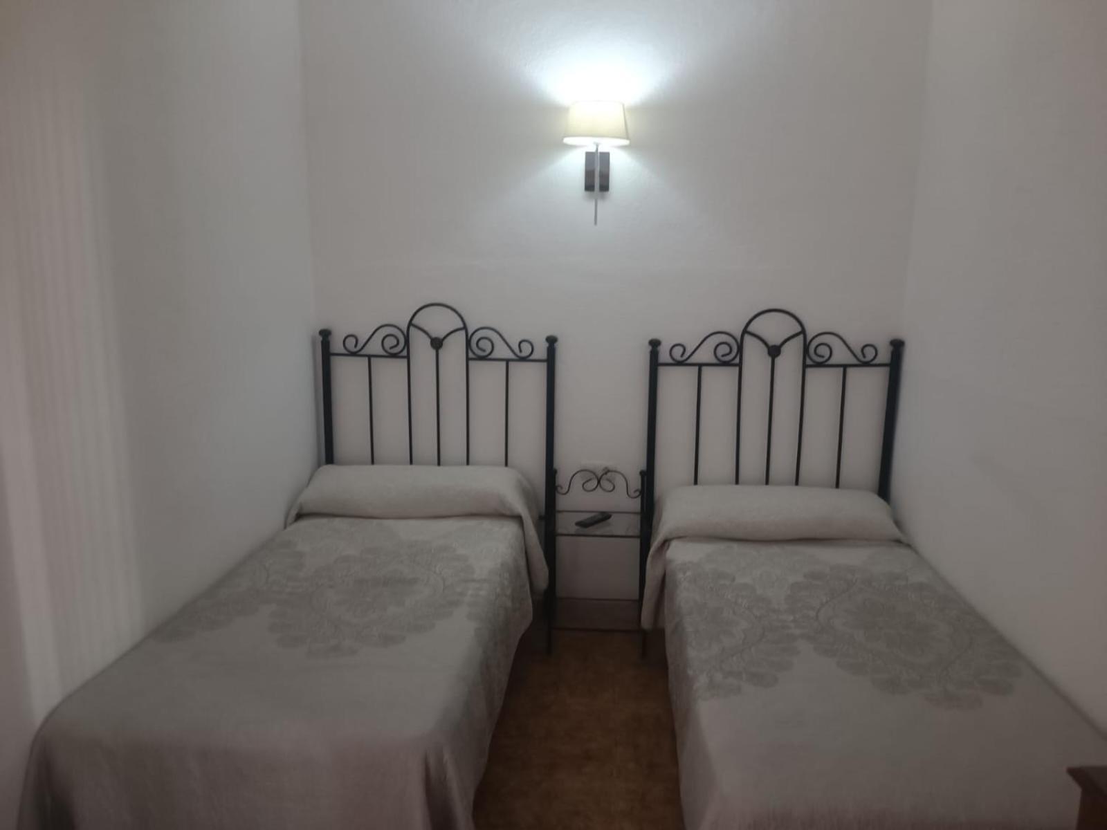 Rooms Los Montes غرناطة المظهر الخارجي الصورة