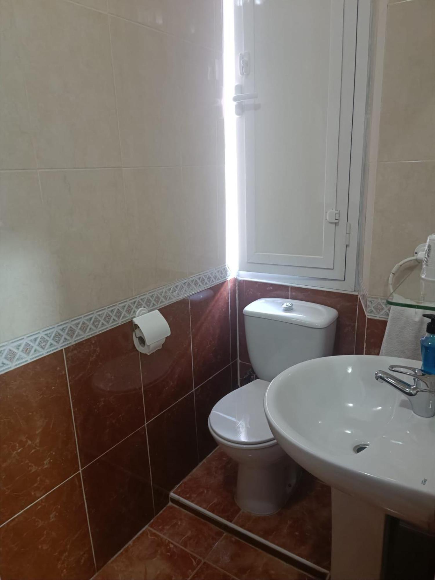 Rooms Los Montes غرناطة المظهر الخارجي الصورة