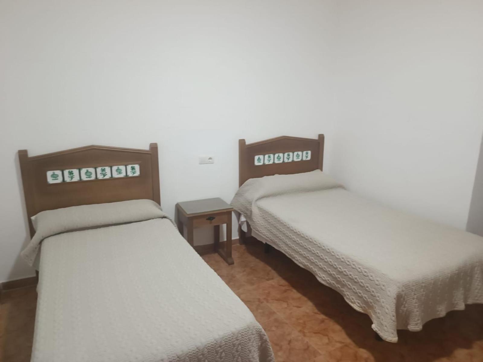 Rooms Los Montes غرناطة المظهر الخارجي الصورة