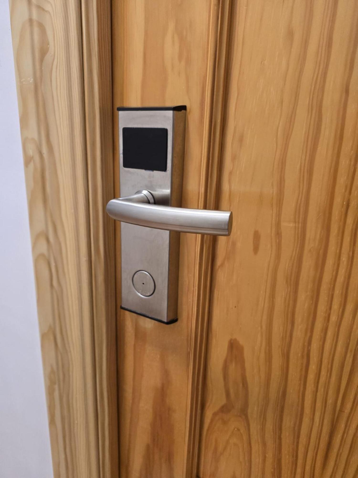 Rooms Los Montes غرناطة المظهر الخارجي الصورة